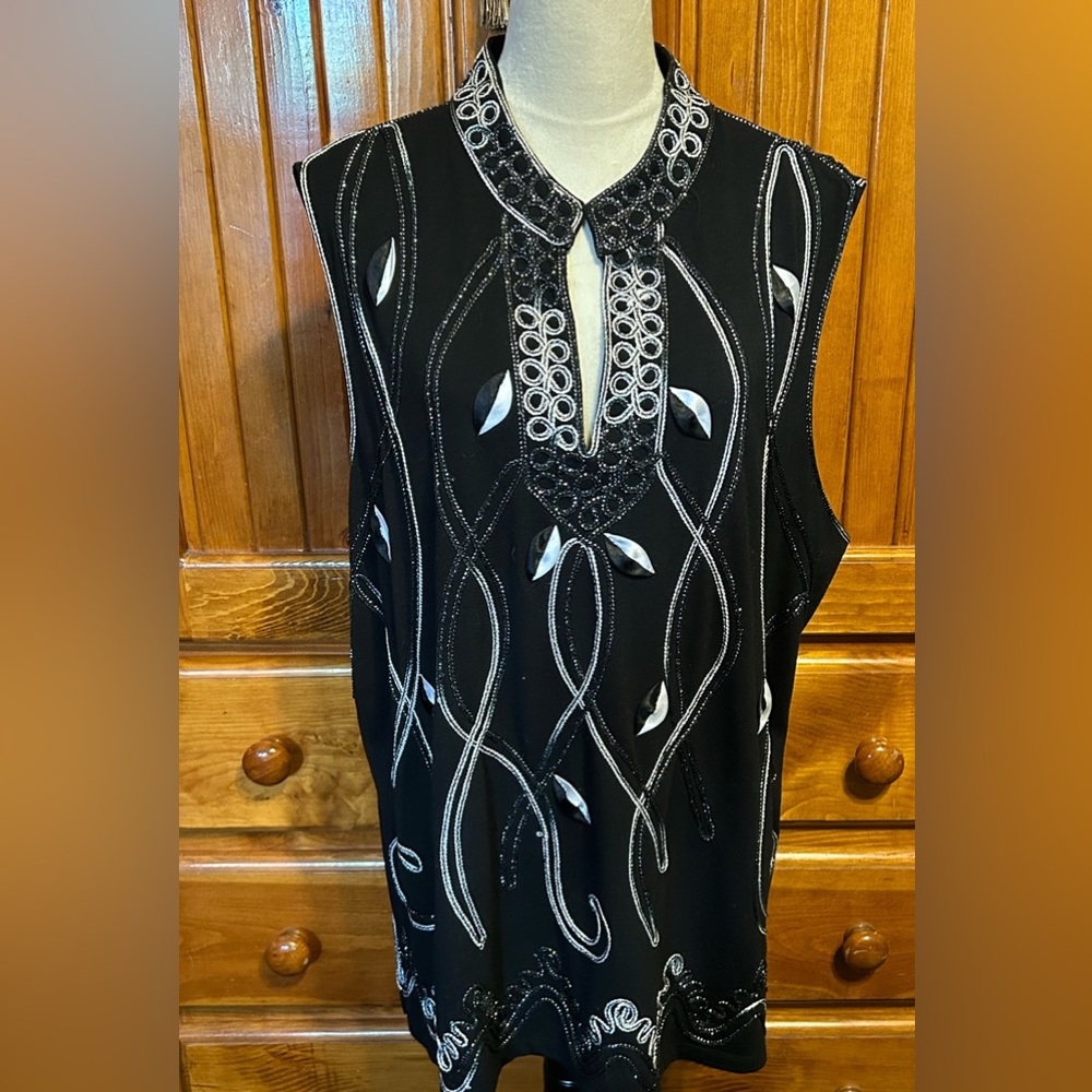 Lauren Mitchell Black/White Accented with Silver though out size 3X